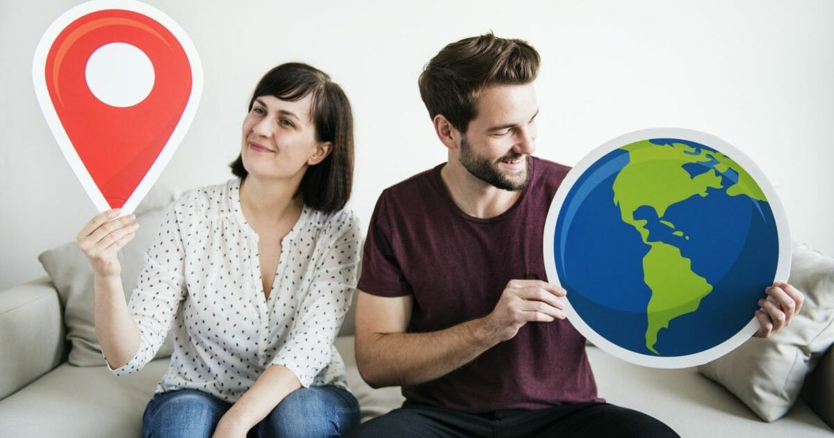 A wanderlust white couple