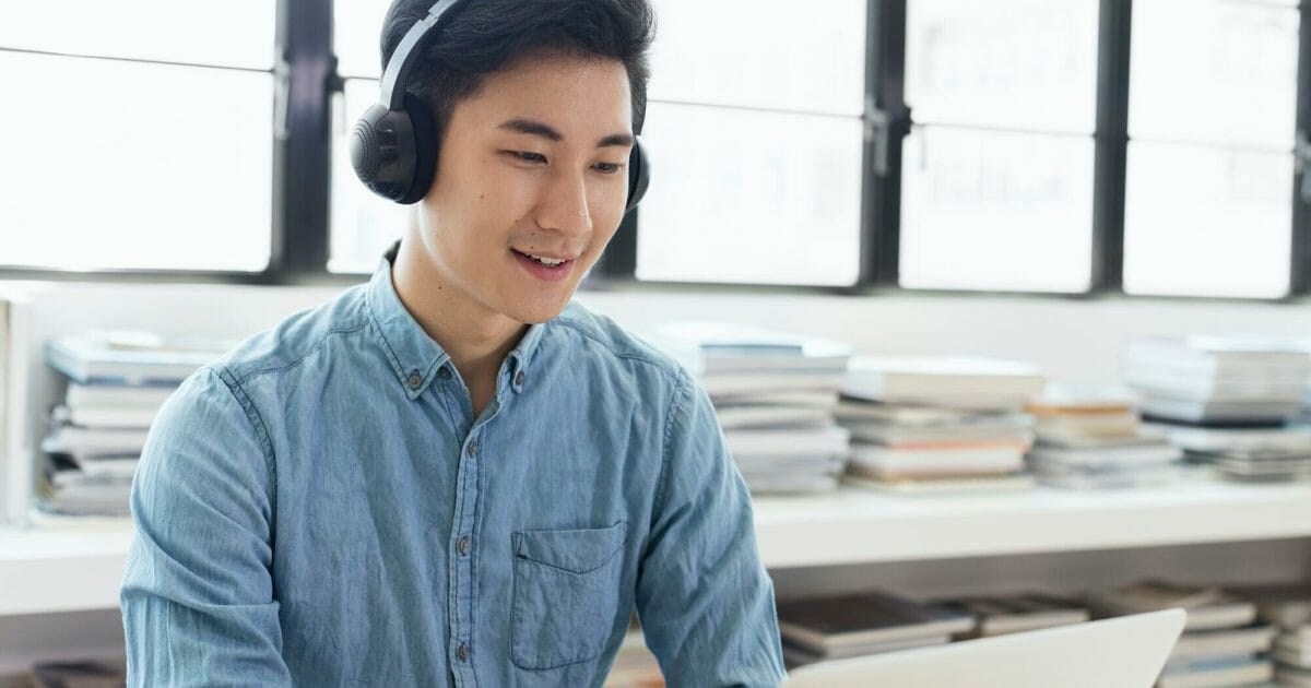 Student working in research library
