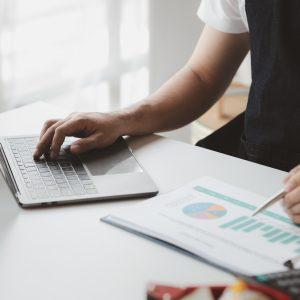 Owner online store on the website, selling products through the website, selling platforms, packing